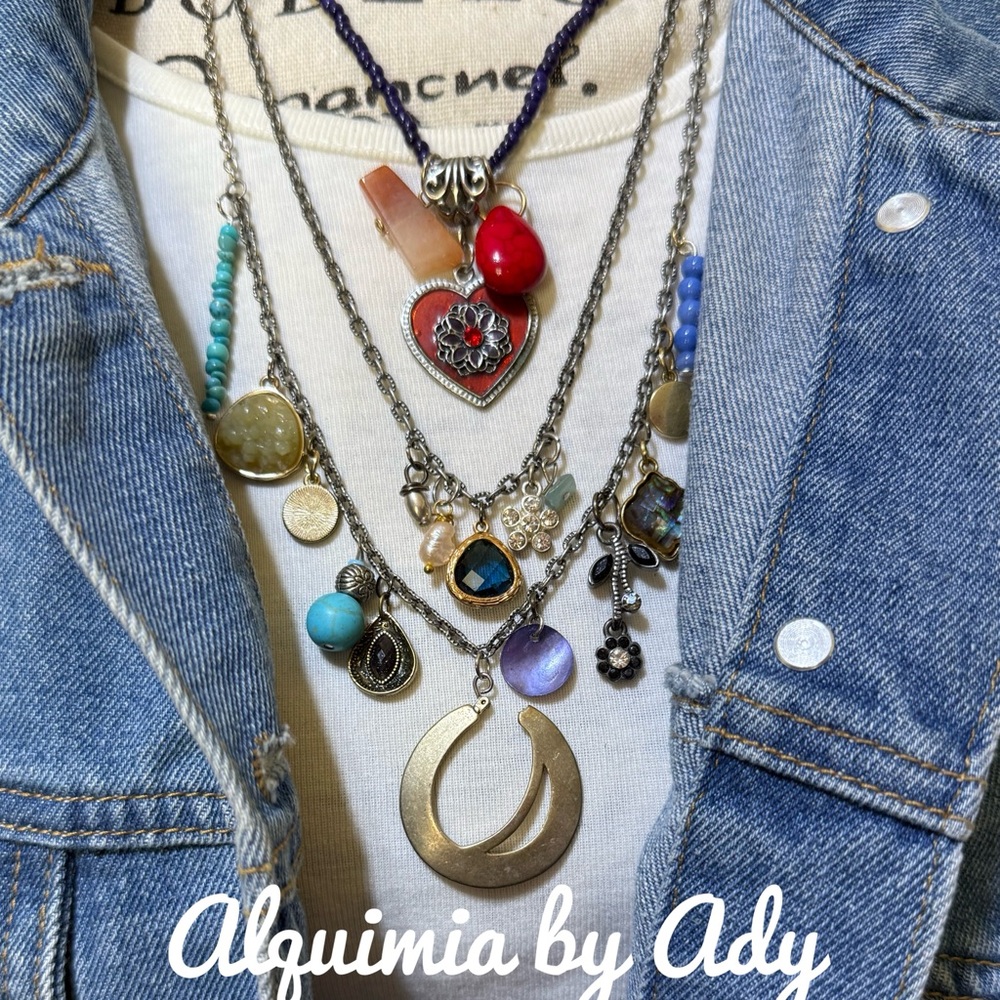 Multi charms layered turquoise necklace - Picture 2 of 11